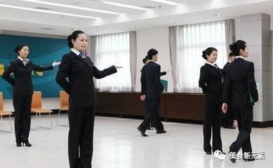 服務(wù)禮儀訓(xùn)練方法在攝影攝像服務(wù)中的應(yīng)用